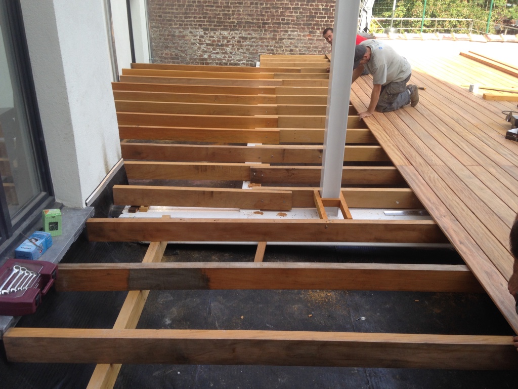 Terrasse en bois exotique