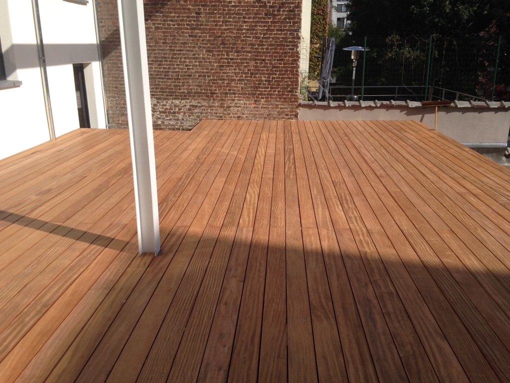Terrasse en bois exotique